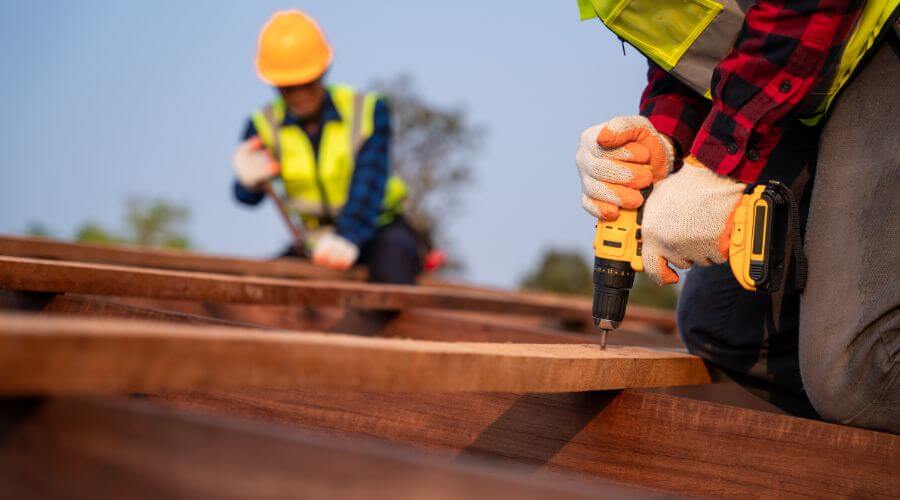Professional residential roofers in Elfin Cove, AK